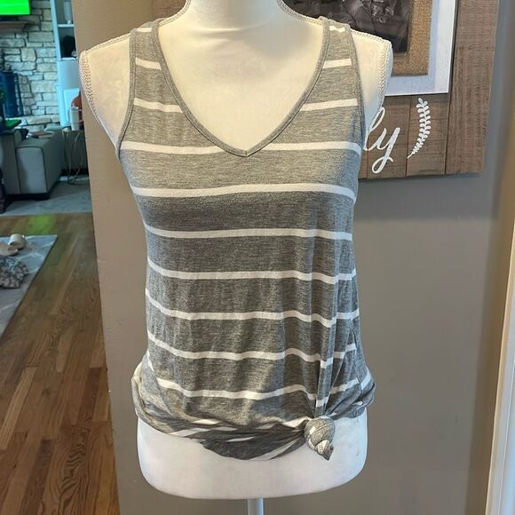 Evereve Allison Joy Gray and white striped tank top - Picture 1 of 4